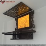 Trang thờ được chạm đục hoa ve tinh tế