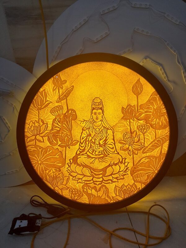 Tranh Mẹ Quan Âm bằng trúc chỉ