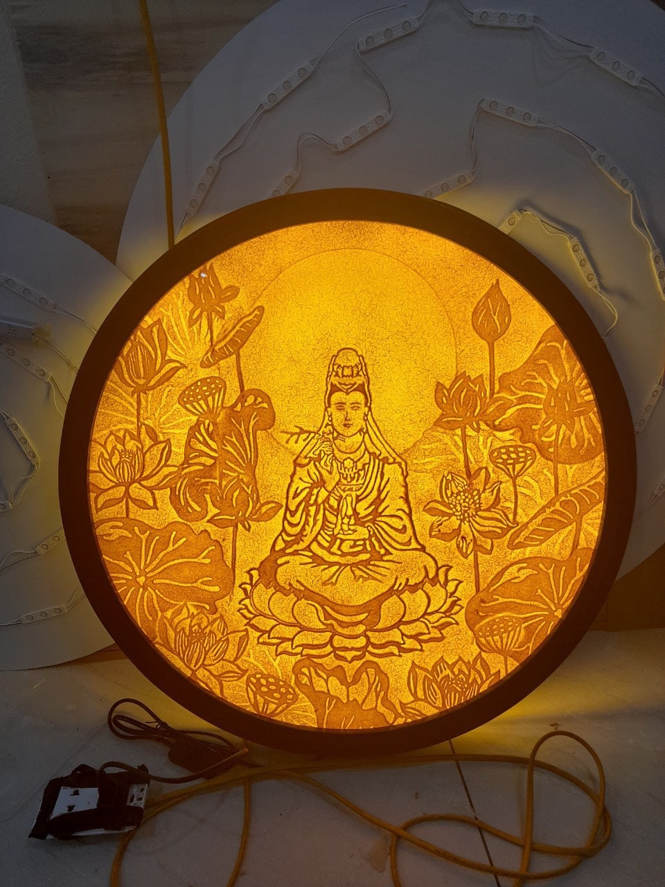 Tranh Mẹ Quan Âm bằng trúc chỉ