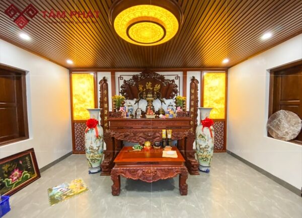 Mẫu phòng thờ gia tiên dùng sập thờ lớn BT-1228