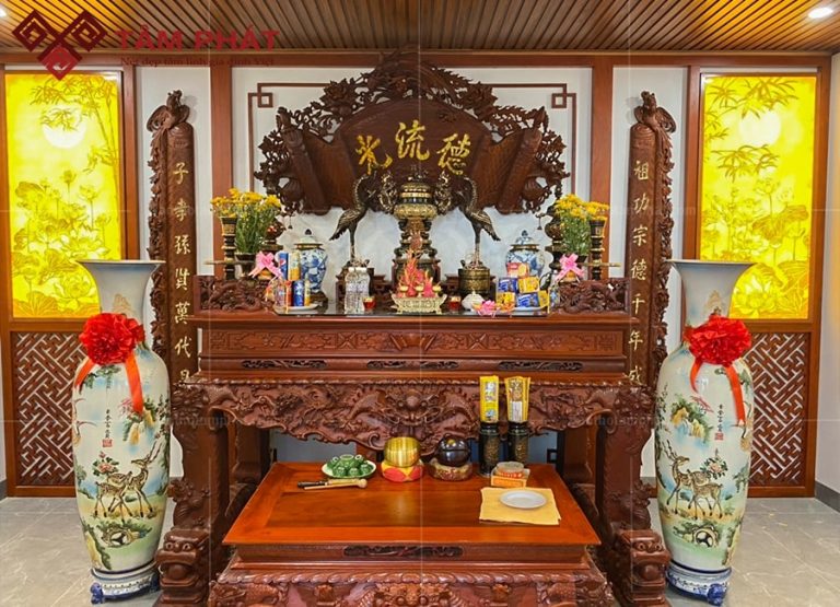 Sập thờ chạm rồng đường nét sắc sảo