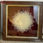 Tranh TX-002 màu trắng nâu tinh tế phù hợp cho mọi không gian thờ.