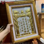 Khung họa tiết, làm từ hợp kim nhôm có độ bền cao.