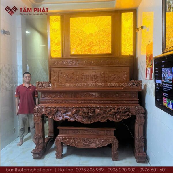 Mẫu phòng thờ đẹp có mặt của mẫu sập thờ ST-1608