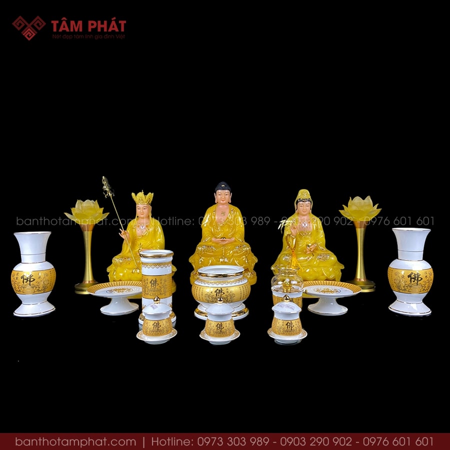 Bộ đồ thờ sứ trắng tâm kinh vàng mẫu MS-002