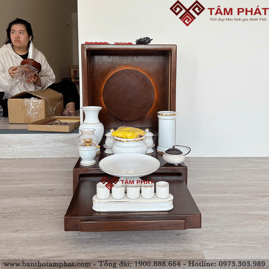Mẫu bàn thờ Ông Địa Thần Tài đẹp nhất BTT-3399