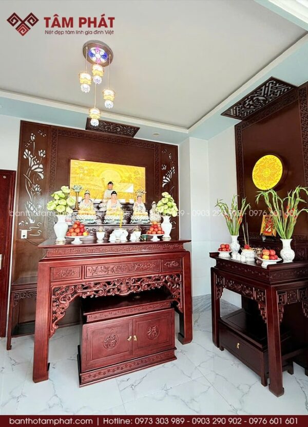 Phòng thờ đẹp được gia chủ feedback sau khi bài trí đồ thờ, tượng thờ.