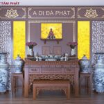 Một không gian thờ BT-1730 đẹp, chỉn chu từ ánh sáng đến màu sắc.