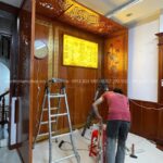 Không gian thờ vừa cổ điển vừa hiện đại - dễ hòa hợp với mọi phong cách nội thất.