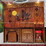 Tông gỗ hương sang trọng tạo cảm giác ấm cúng, giữ trọn nét truyền thống Việt.