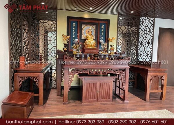 Vách ngăn CNC họa tiết thẩm mỹ, hiện đại, thông thoáng nhưng vẫn giữ được sự riêng biệt, linh thiêng.