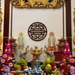 Bài trí đồ thờ trang trọng, chuẩn lễ nghi.
