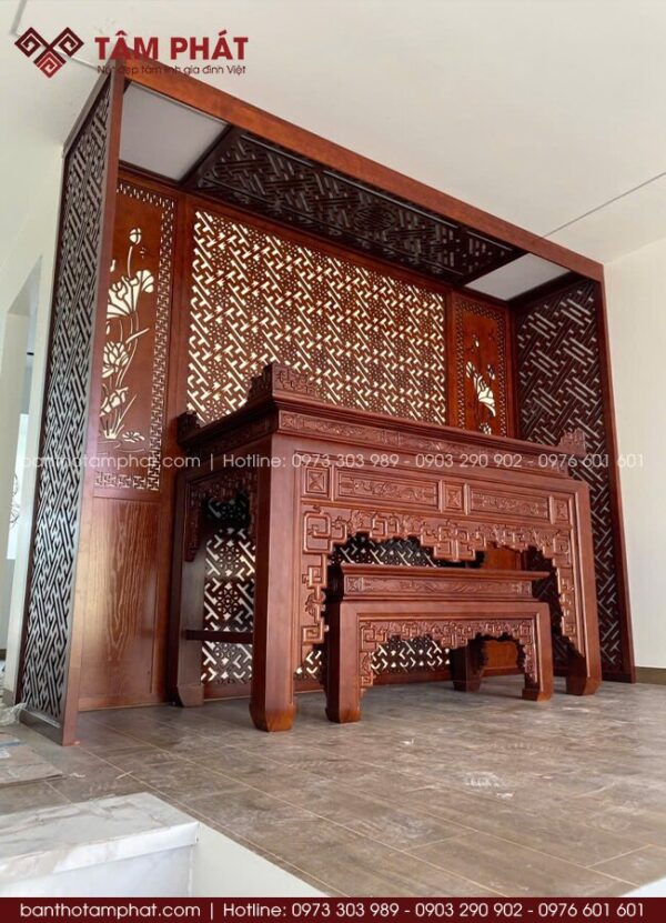 Tâm Phát nhận thiết kế và thi công phòng thờ BT-1779 theo yêu cầu gia chủ.