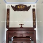 Bàn thờ và Cuốn Thư Câu Đối đơn giản mẫu BT-1809